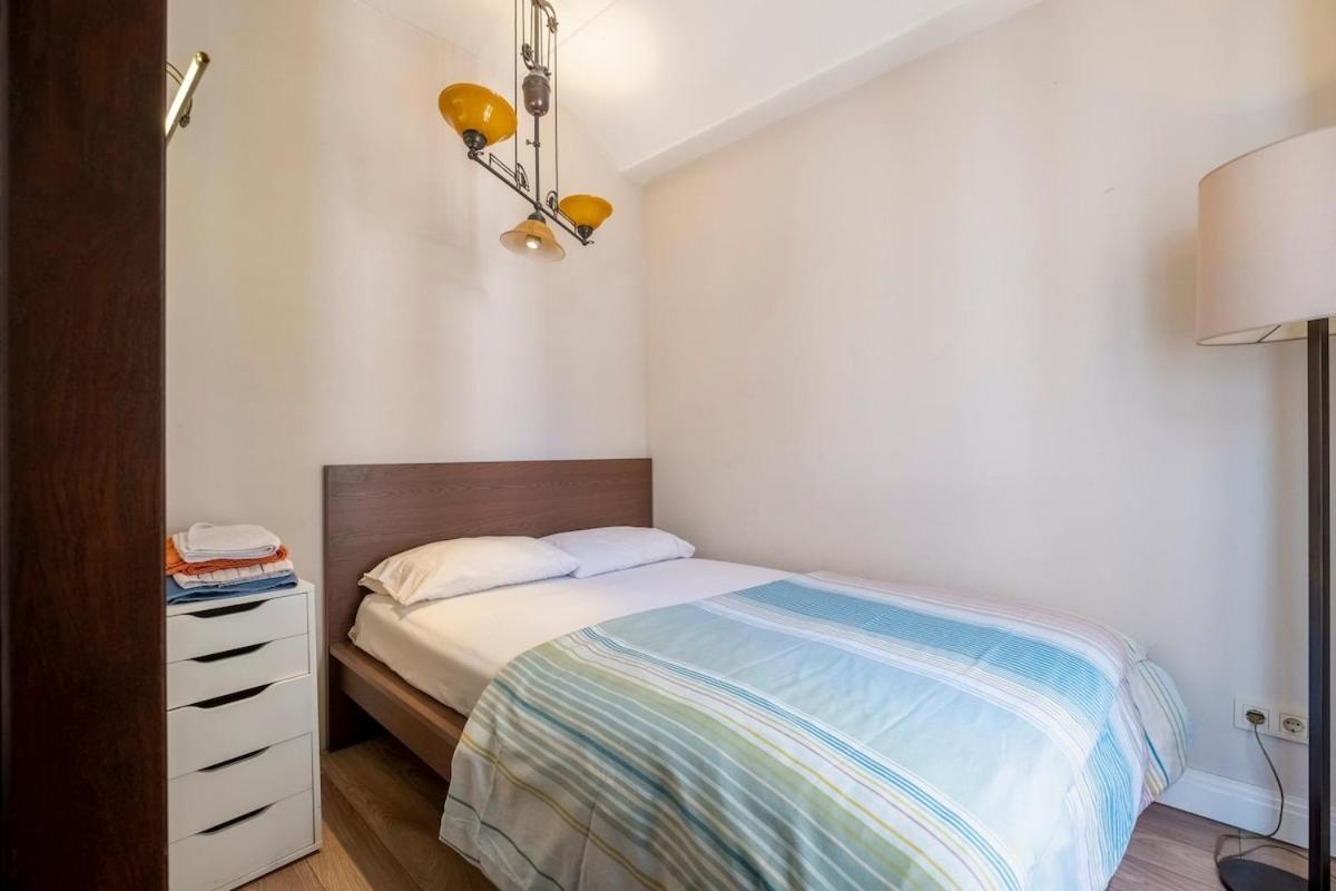 Spacious Apartment, 1-min To Taksim Square